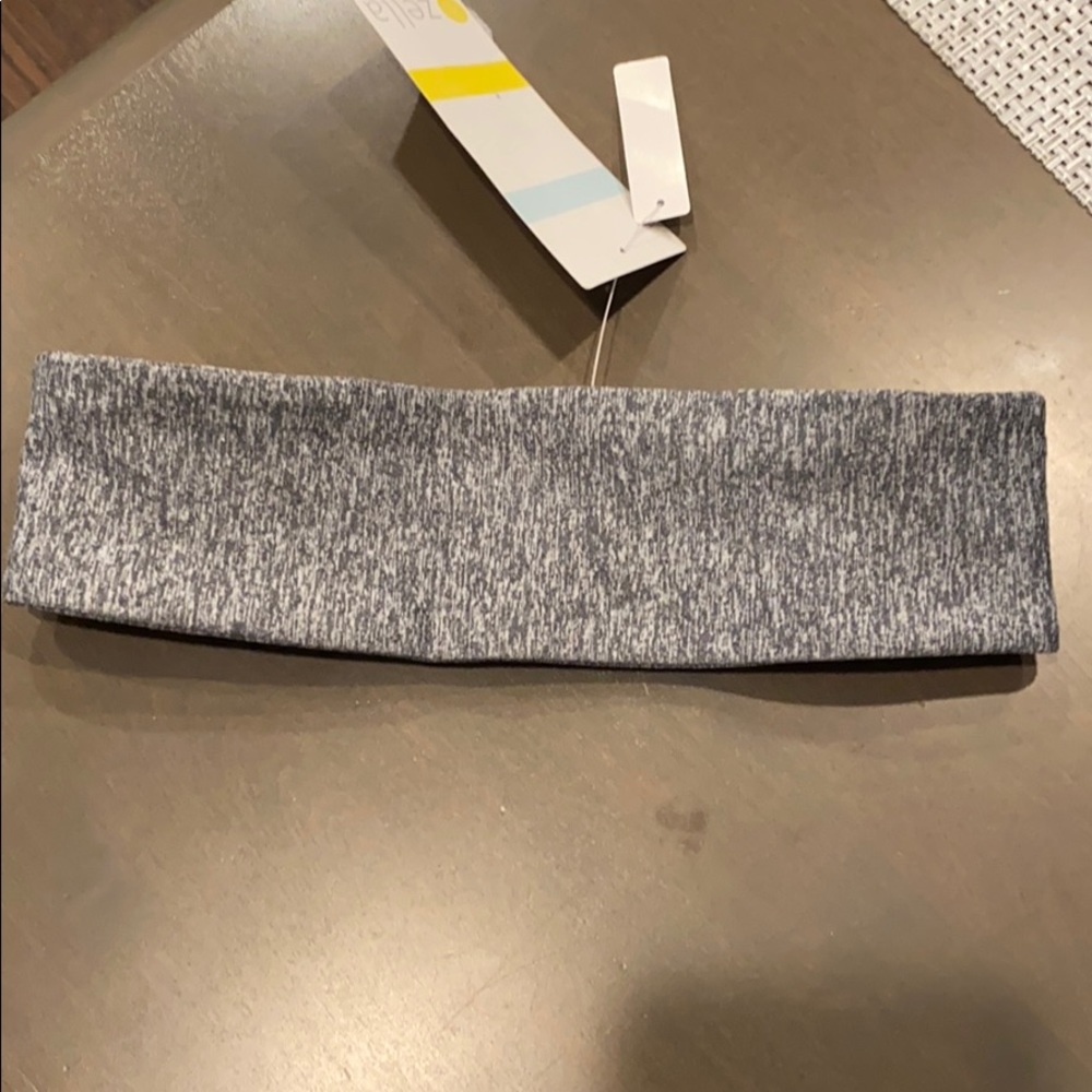 Zella NWT 360° reflectivity headband